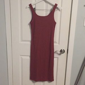 Ribbed maxi dress